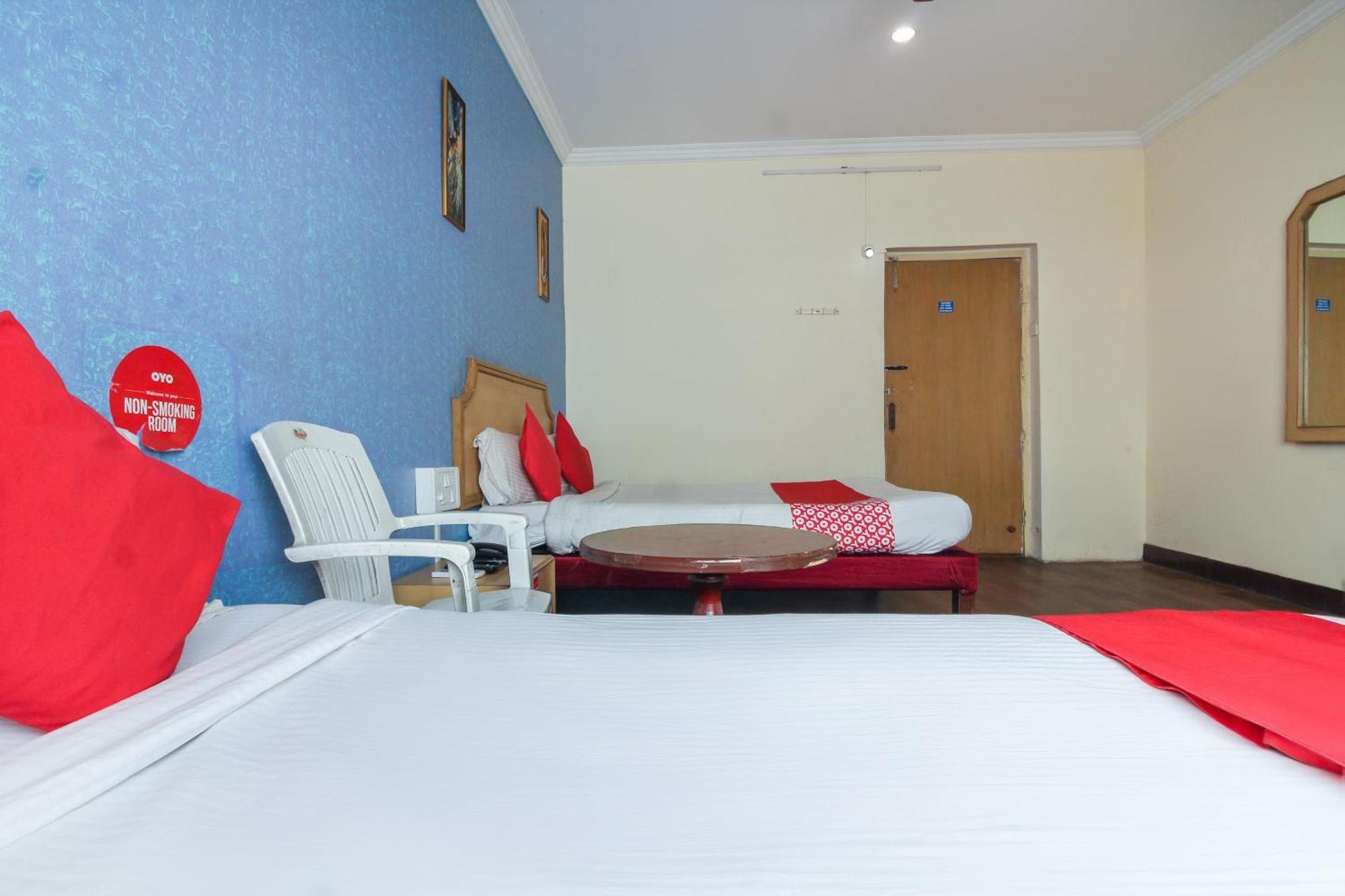 Hotel O Luxury Villas Near Begumpet Airport Гайдарабад Екстер'єр фото